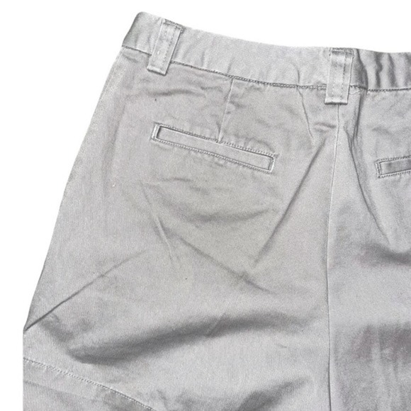 Old Navy Gray Chino Shorts Size 2 - Picture 4 of 5